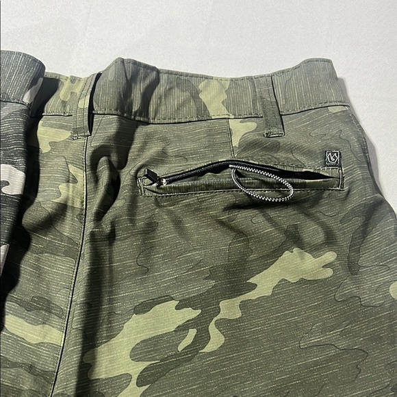 2 Burnside Men's hybrid shorts - Picture 5 of 11